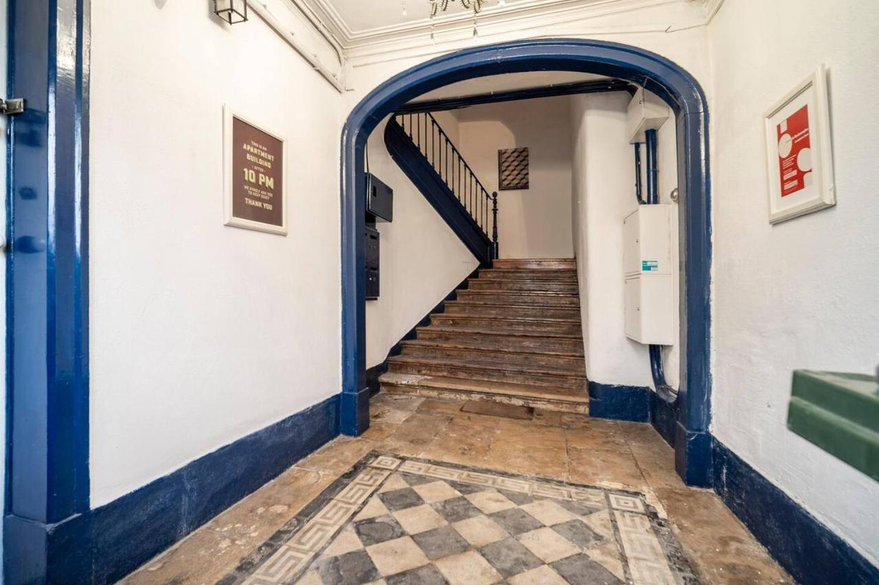 Combro By Patio 25 Apartment Lisboa Екстериор снимка